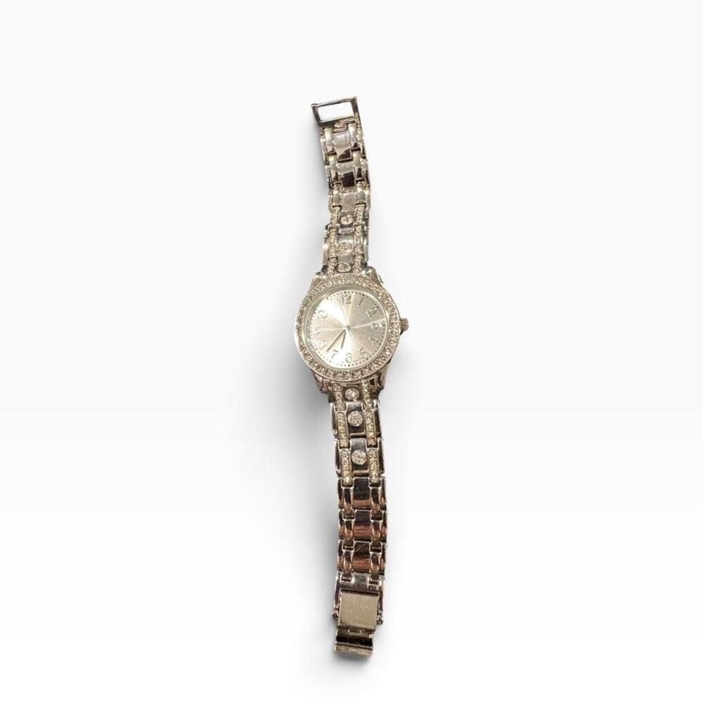 Source-unknown Women's Silver and Gold Watch